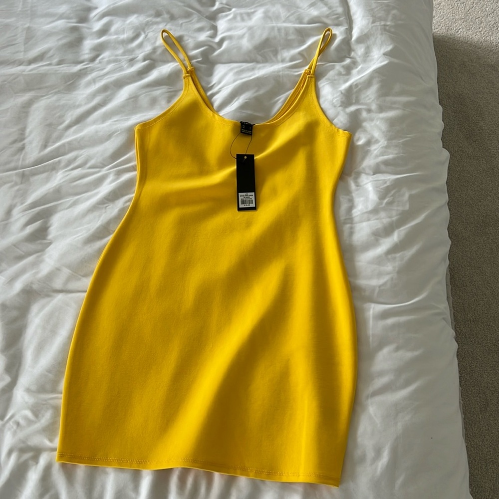 Yellow dress